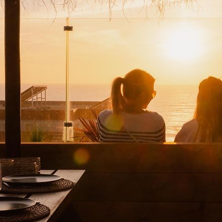 אריסרייה The Salty Pelican Yoga & Surf Retreat מראה חיצוני תמונה